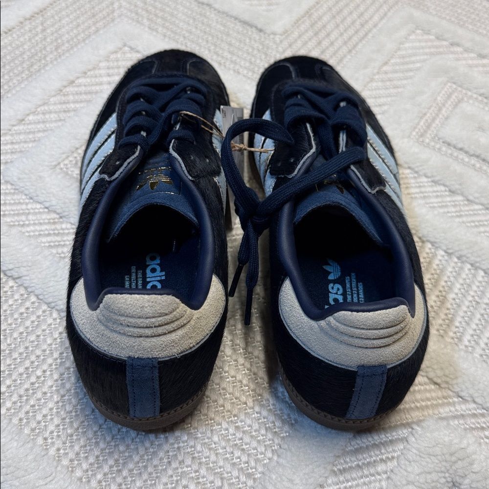 adidas Originals Samba OG sneakers in navy pony hair and light blue - Picture 5 of 9